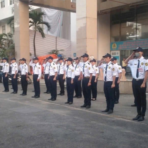 HỌP ĐỘI TRIỂN KHAI CÔNG VIỆC TẠI TOÀ NHÀ